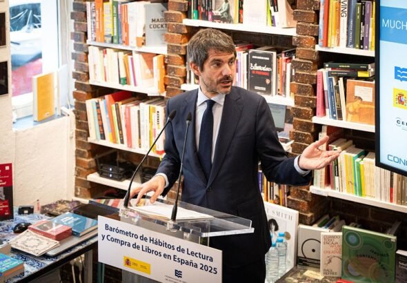El ministro Urtasun sobre la lectura en España.