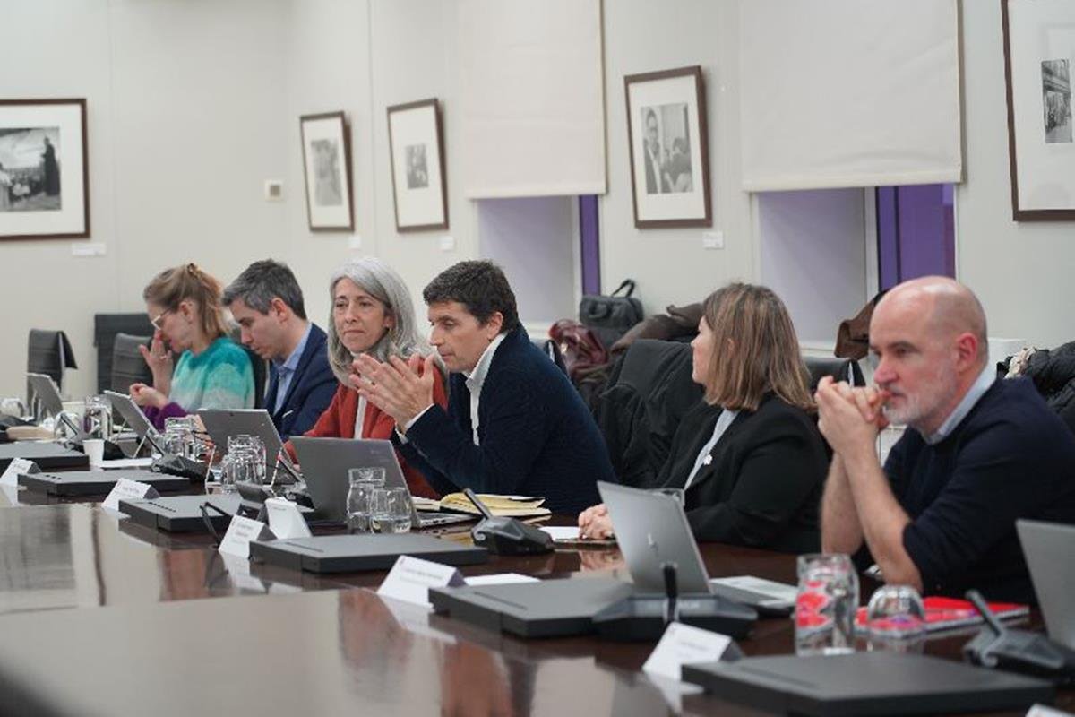 Seguridad Social impulsa el Observatorio de la Incapacidad Temporal para analizar la gestión de las bajas El secretario de Estado de la Seguridad Social y Pensiones, Borja Suárez, en la reunión de la Mesa de Diálogo Social.