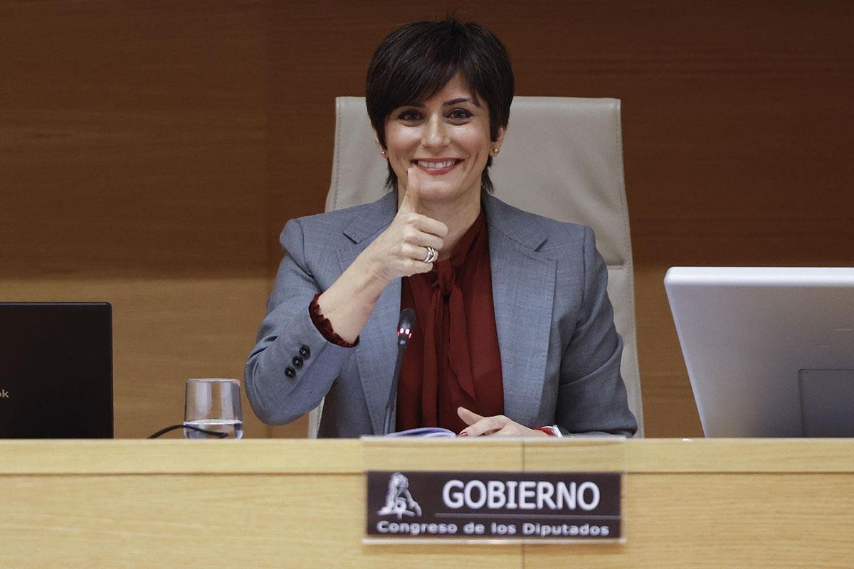 Casa 47 licitará 2.800 viviendas para alquiler asequible este trimestre según ha anunciado la ministra de Vivienda y Agenda Urbana, Isabel Rodríguez Imagen de isabel rodriguez en el congreso de los diputados sobre casa-47-vivienda-asequible