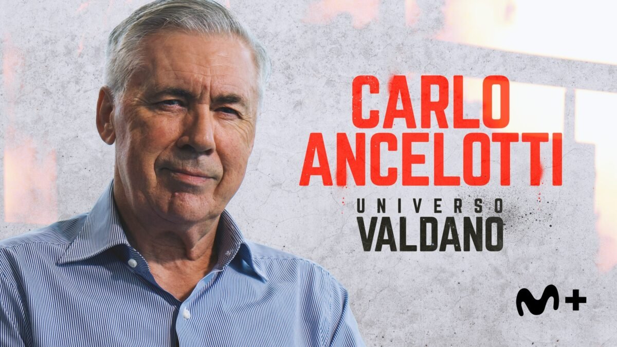 Retrato en primer plano de Carlo Ancelotti junto al título del programa Universo Valdano: Carlo Ancelotti.