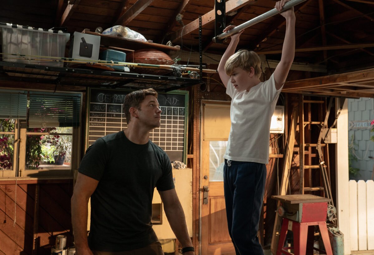El camino del pequeño guerrero se estrena el 20 de noviembre de 2026 Chris Pratt y Jude Hill en una escena de la película El camino del guerrero.