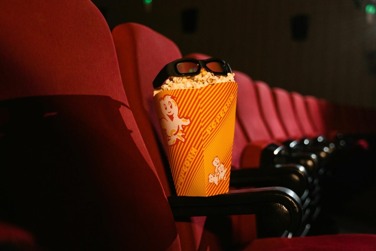El cine por 2 euros se amplía hasta junio de 2026: quién puede beneficiarse Palomitas y gafas en el cine por 2 euros que continuará en 2026.