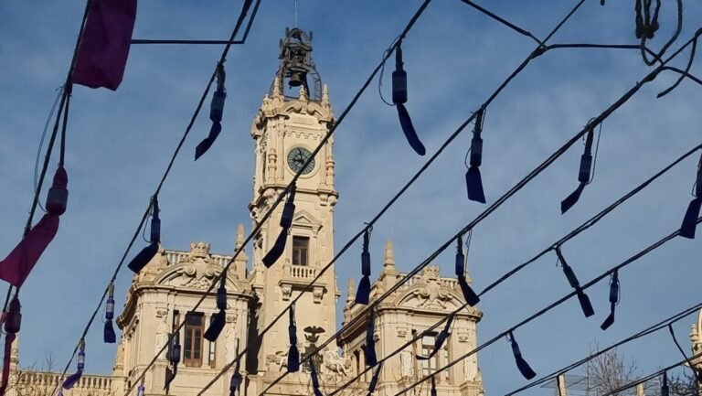 Imagen de Valencia un día de mascletá.