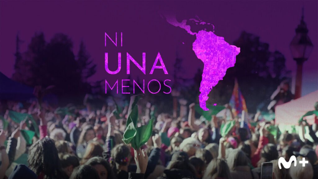 De un profesor que desafía a Putin al hombre que salvó Ferrari: los documentales que llegan en marzo a Movistar Plus+ Multitud en apoyo a Ni Una Menos 8M