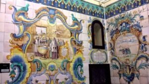 Fachada histórica en València relacionada con la ruta de Sant Vicent. Ferrer.