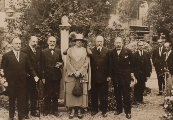 Imagen de la Reina Victoria Eugenia en el jardí Benlliure Valencia.