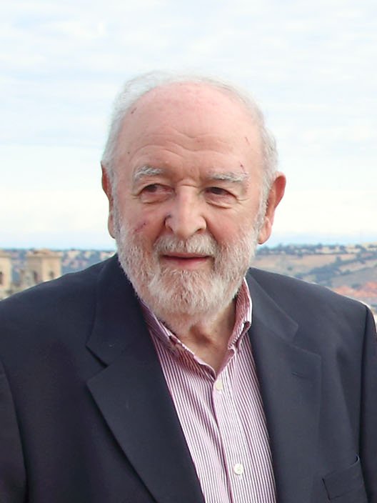 Muere el periodista Diego Carcedo en Madrid: una vida al servicio de la información Diego Carcedo durante el Seminario Internacional de Seguridad y Defensa en Toledo en 2019