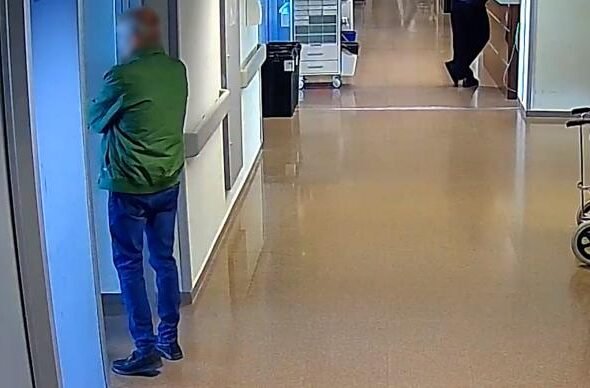 Imagen del presunto autor del robo a ancianos en el hospital de Torrevieja.