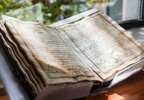 Imagen del manuscrito del siglo XVII del Colegio de la Seda de Valencia.