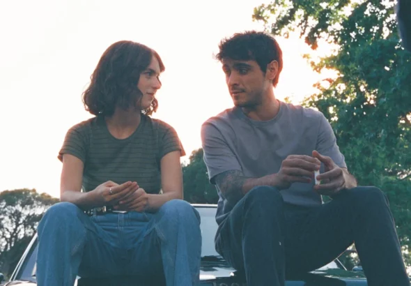 Alicia Falcó y Pablo Álvarez en una imagen de la mini serie El mapa de los anhelos