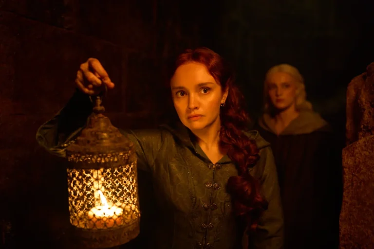 Imagen de unos de los episodios de 'La Casa del Dragón' con Olivia Cooke