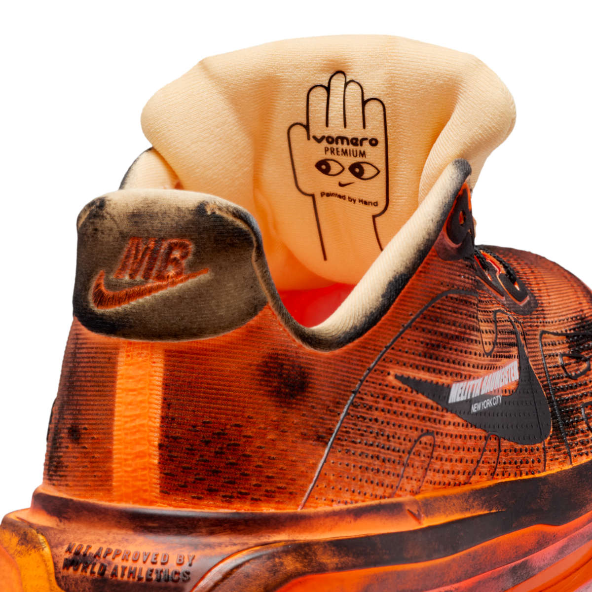 Las zapatillas pintadas a mano para correr de Nike y Melitta Baumeister Interior de las nuevas zapatillas de Nike y Melitta Baumeister Pegasus