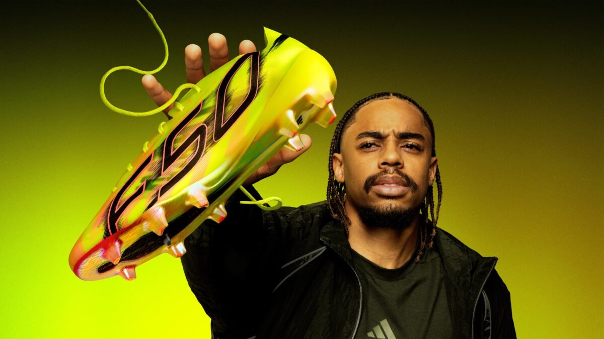 El secreto de los 130 gramos que cambiará el Mundial Bradley Barcola en una imagen con las nuevas zapatillas de adidas F50 Hyperfast Evo para fútbol