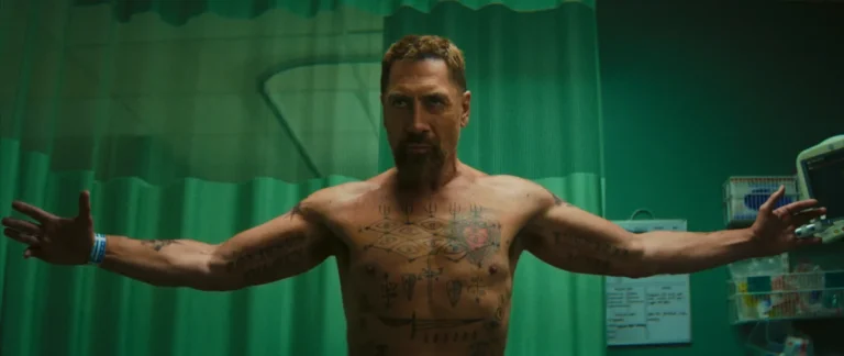 Imagen que muestra a Javier Bardem en una de las escenas de la serie Cape Fear que se estrena en Apple TV