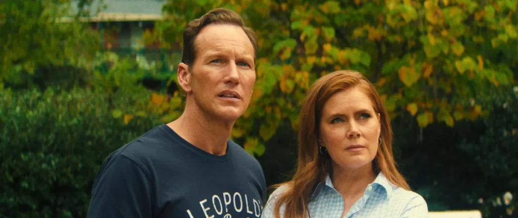 Javier Bardem desata la venganza en Cape Fear Imagen que muestra a Patrick Wilson y Amy Adams en una de las escenas de la serie Cape Fea que se estrena en Apple TV
