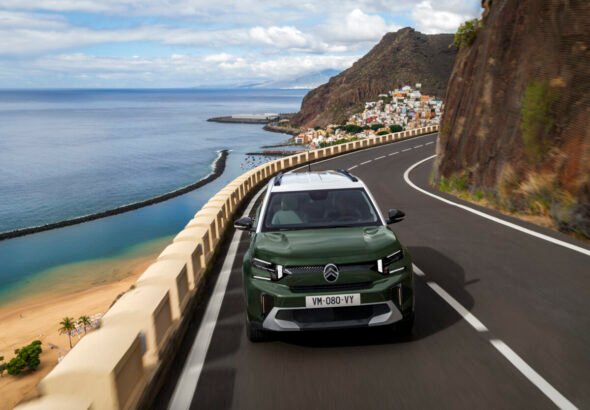 Imagen del Citroën C3 Aircross circulando por carretera