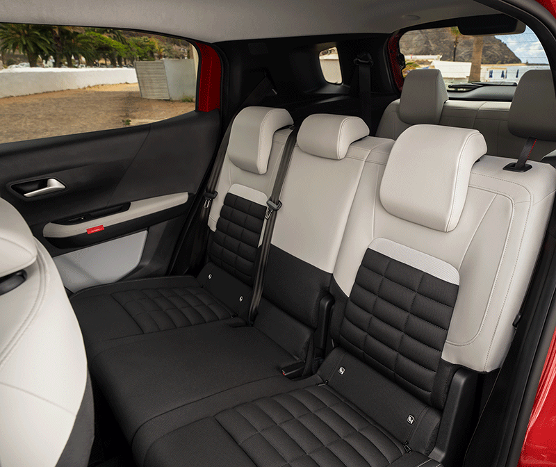 Citroën C3 Aircross: el único B-SUV con 7 plazas y hasta 1.600 litros de capacidad de carga Imagen del interior citroen-c3-aircross-7 que muestra los asientos abatibles