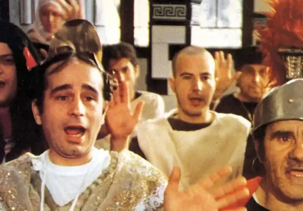 Imagen que muestra una de las escenas de la película Con El Culo Al Aire que se emitirá en la filmoteca de valencia