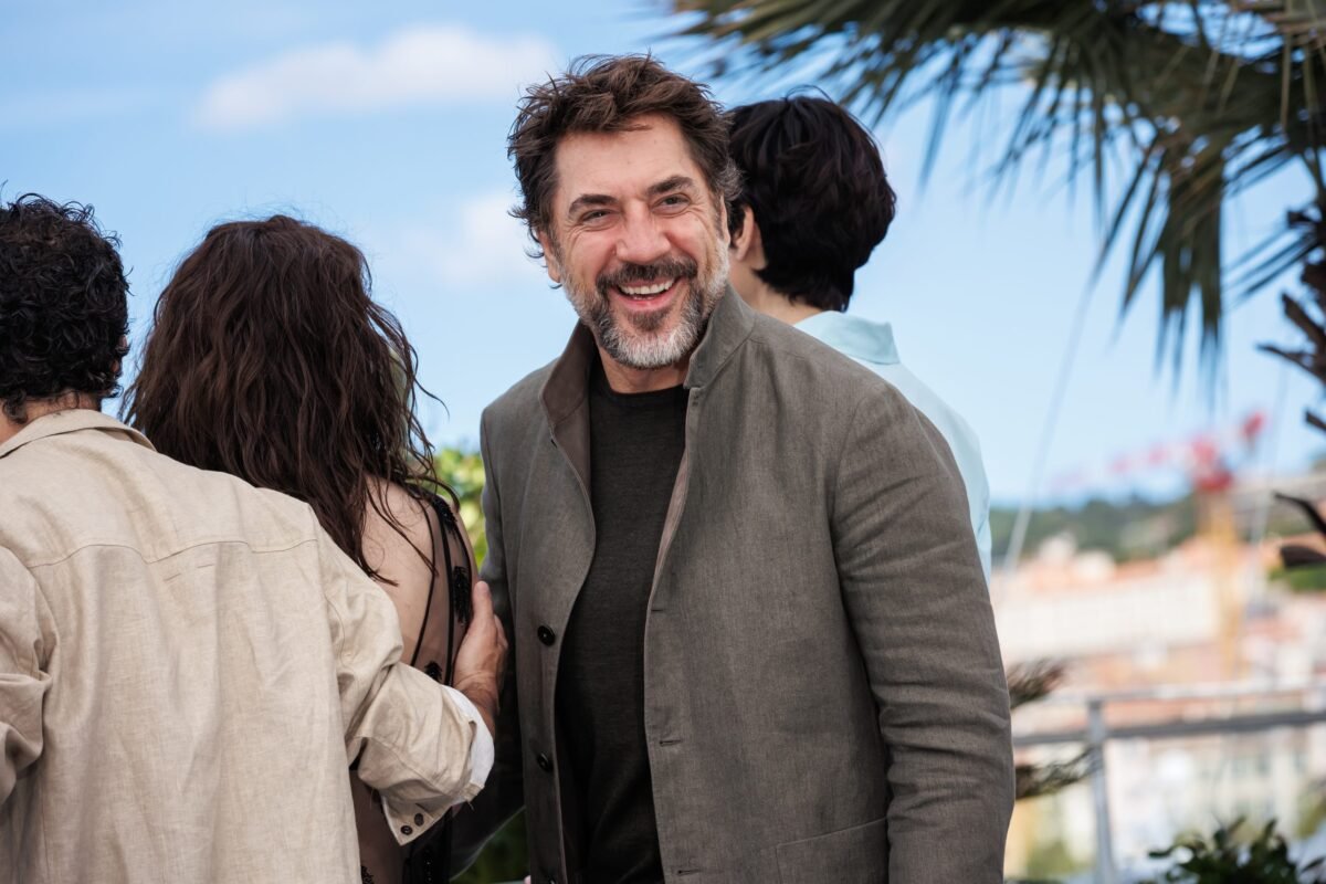 Javier Bardem y Victoria Luengo conquistan Cannes con el regreso de Sorogoyen Imagen que muestra a Javier Bardem en el festival de cannes de 2026