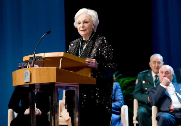 En la imagen, Josefina Molina Reig, directora de cine, hablando en un acto
