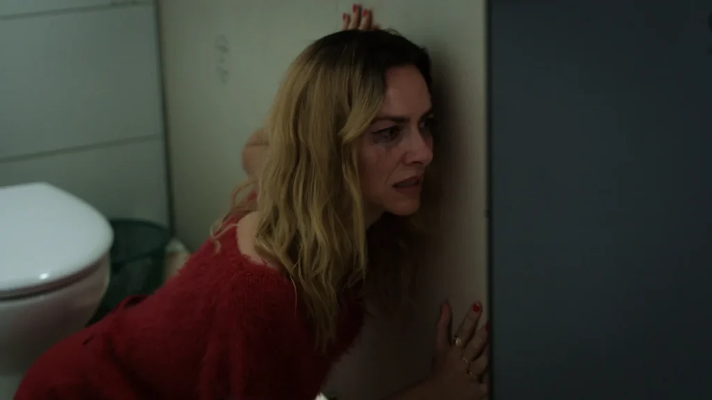 Netflix estrena La Desconocida el 5 de junio con Candela Peña Imagen que muestra a Kira Miró en una de las escenas de La Desconocida estreno en Netflix