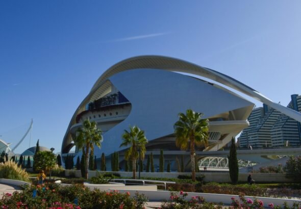 Imagen de la Ciudad de las Ciencias y las Artes de Valencia ilustrando el Turismo sostenible