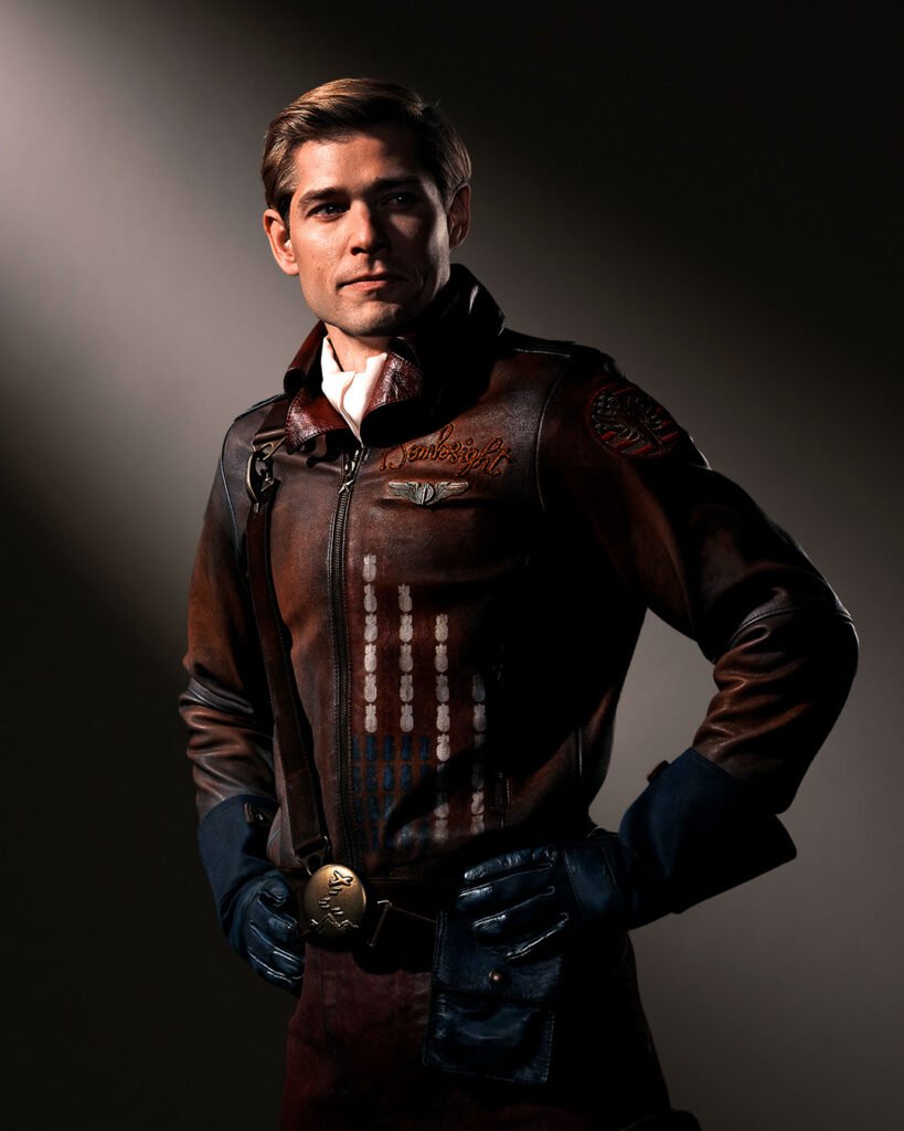 Vought Rising desvela en su primer tráiler los secretos de The Boys Imagen que muestra a Mason Dye que interpreta a Bombsight en Vought Rising de Amazon MGM Studios