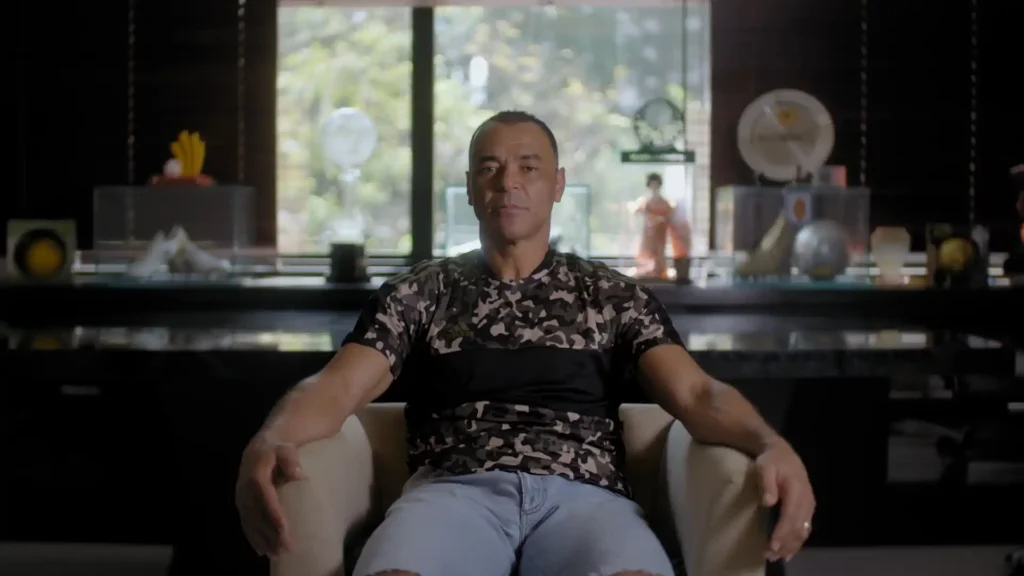 Movistar Plus+ calienta el Mundial 2026 con cinco documentales Imagen que muestra al jugador Cafú, conocido como Marcos Evangelista de Moraes en el documental La Hora de la Verdad de Movistar Plus