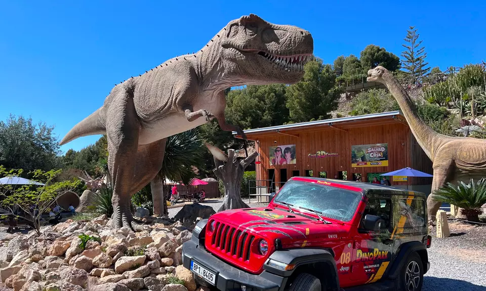 El truco para entrar a DinoPark Algar por menos de 10 euros este fin de semana Imagen que muestra el DINO PARK en Alicante