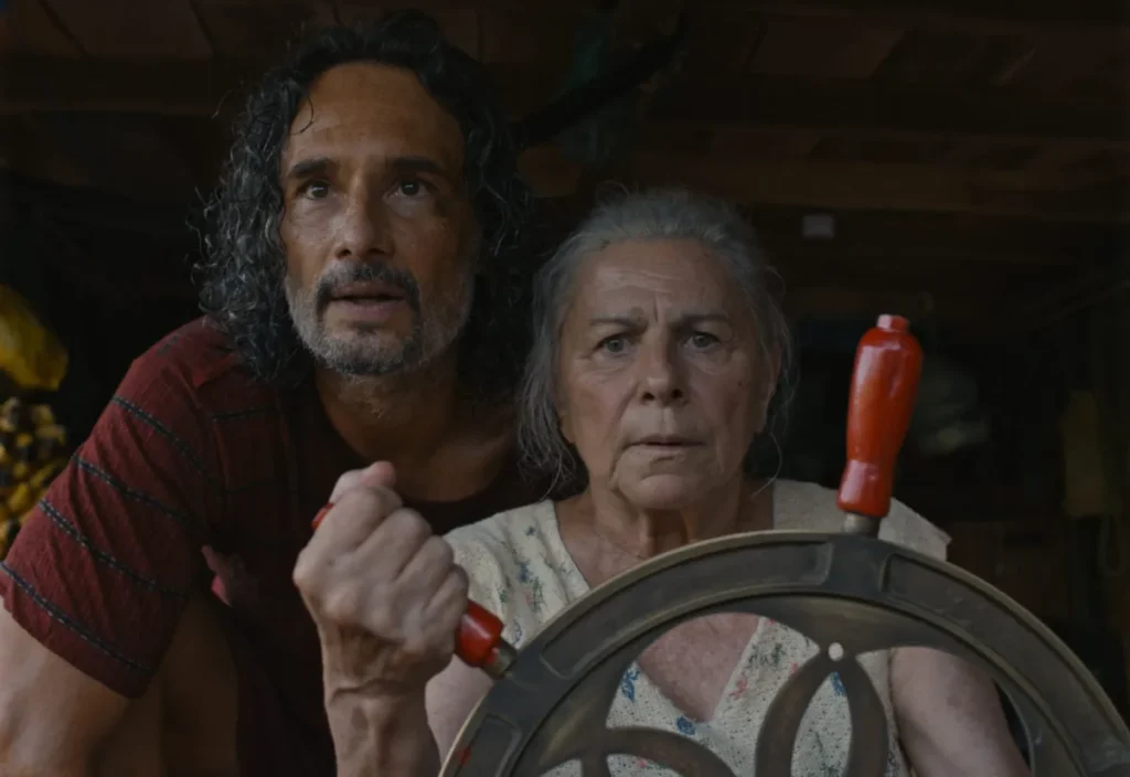 ¿Qué películas ver en Movistar Plus este julio? Los estrenos que te van a salvar del calor Imagen de una de las escenas del Sendero Azul que se estrena en Julio en Movistar Plus