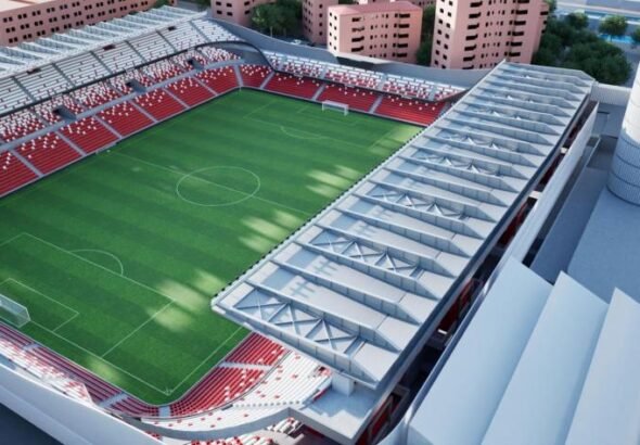 Imagen que muestra el diseño del nuevo estadio de Vallecas con vistas al césped
