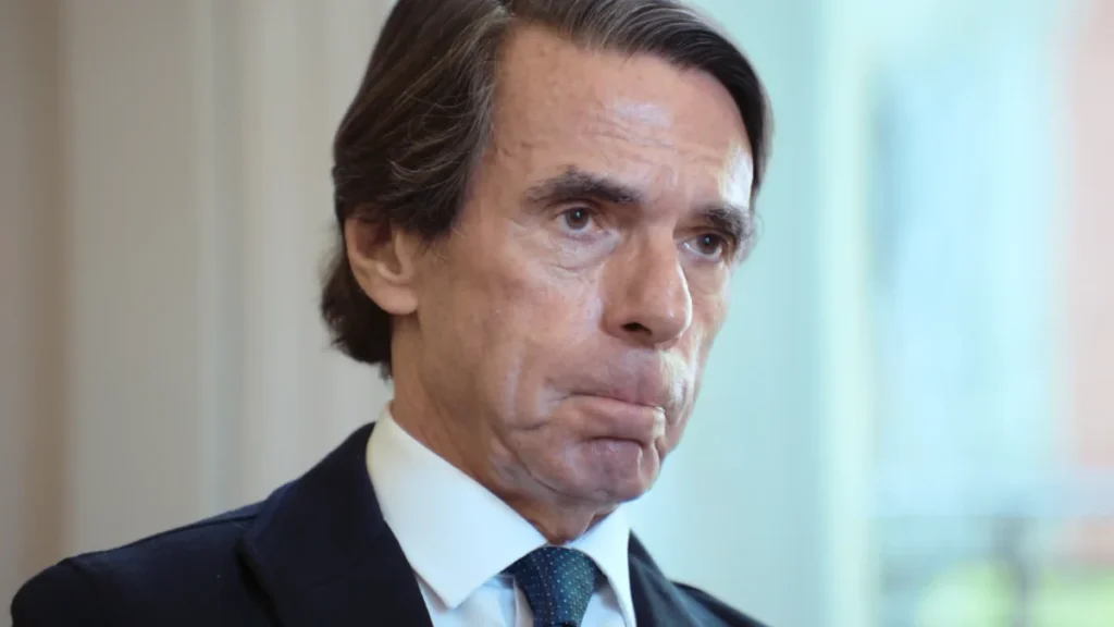 ¿Qué pasó en las 48 horas que rompieron el miedo a ETA? Imagen que muestra a Jose María Aznar en el documental de Miguel Ángel Blanco