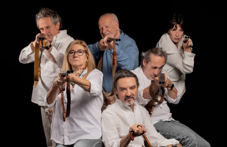 Cartel que muestra a los actores principales de la obra La escopeta nacional que estará en el Teatro Español de Madrid