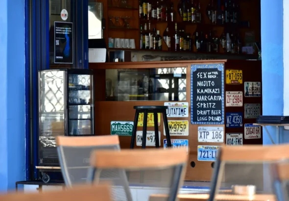 Imagen que de una bar para ilustrar la zona acústica nueva de Logroño