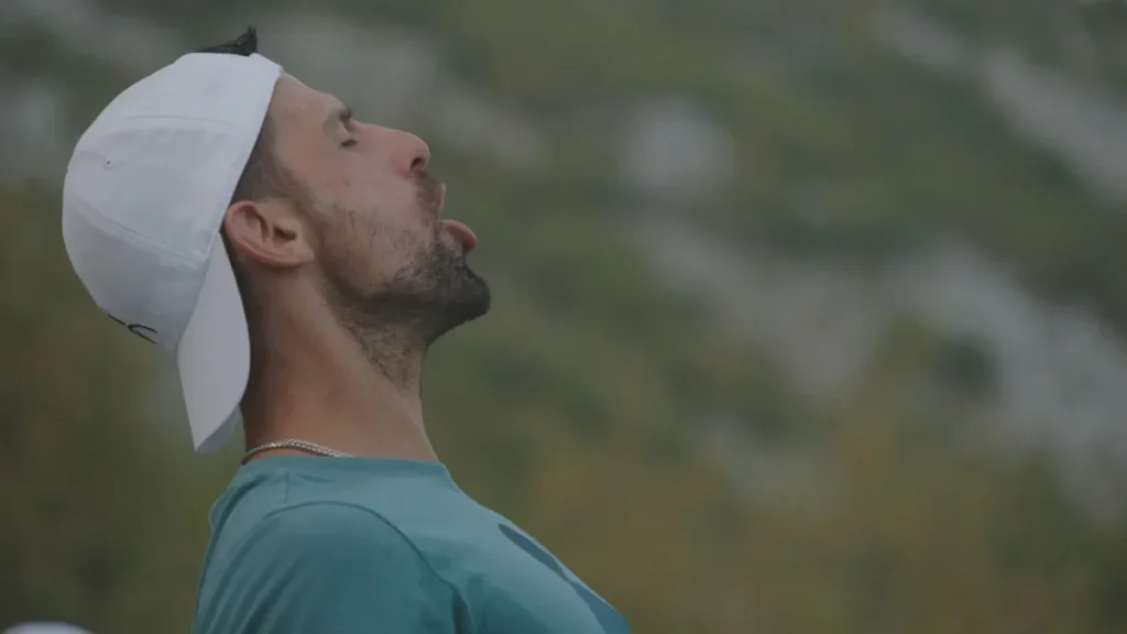 La cara oculta de Novak Djokovic: Prime Video pone fecha al documental Imagen que muestra a Novak Djokovic en una de las escenas del documental de estreno en Pirme Video