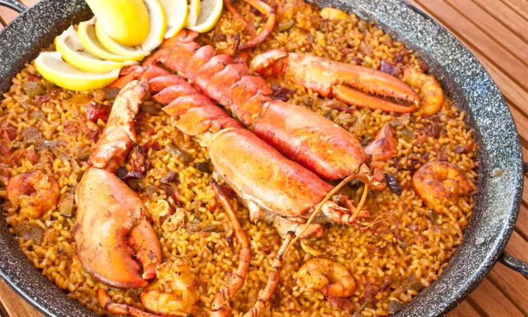 Imagen de una paella en el Restaurante Albufera de Valencia