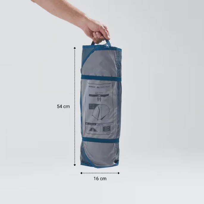Las mejores tiendas de campaña para festivales de verano: opciones para todos los bolsillos Imagen que muestra la bolsa compacta de traslado de la tienda de campaña QUECHUA MH100 para dos personas