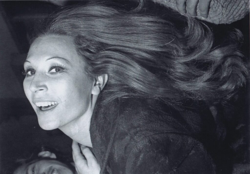 Imagen que muestra una foto de Rocío Jurado en blanco y negro