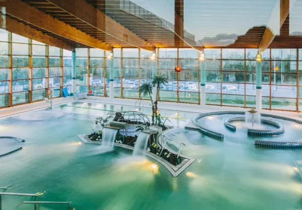 Imagen que muestra la piscina del Forus Las Rejas Majadahonda