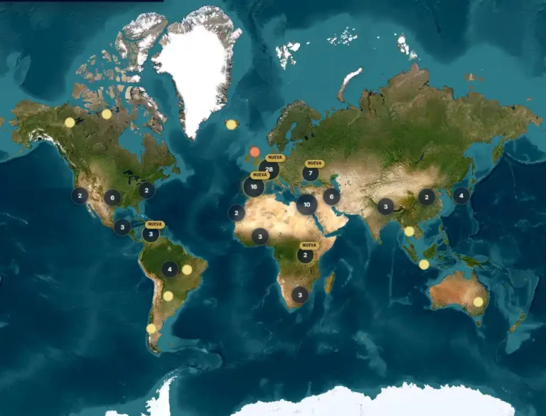 Imagen que muestra el mapa de eclipses con las hittorias más curiosas del mundo