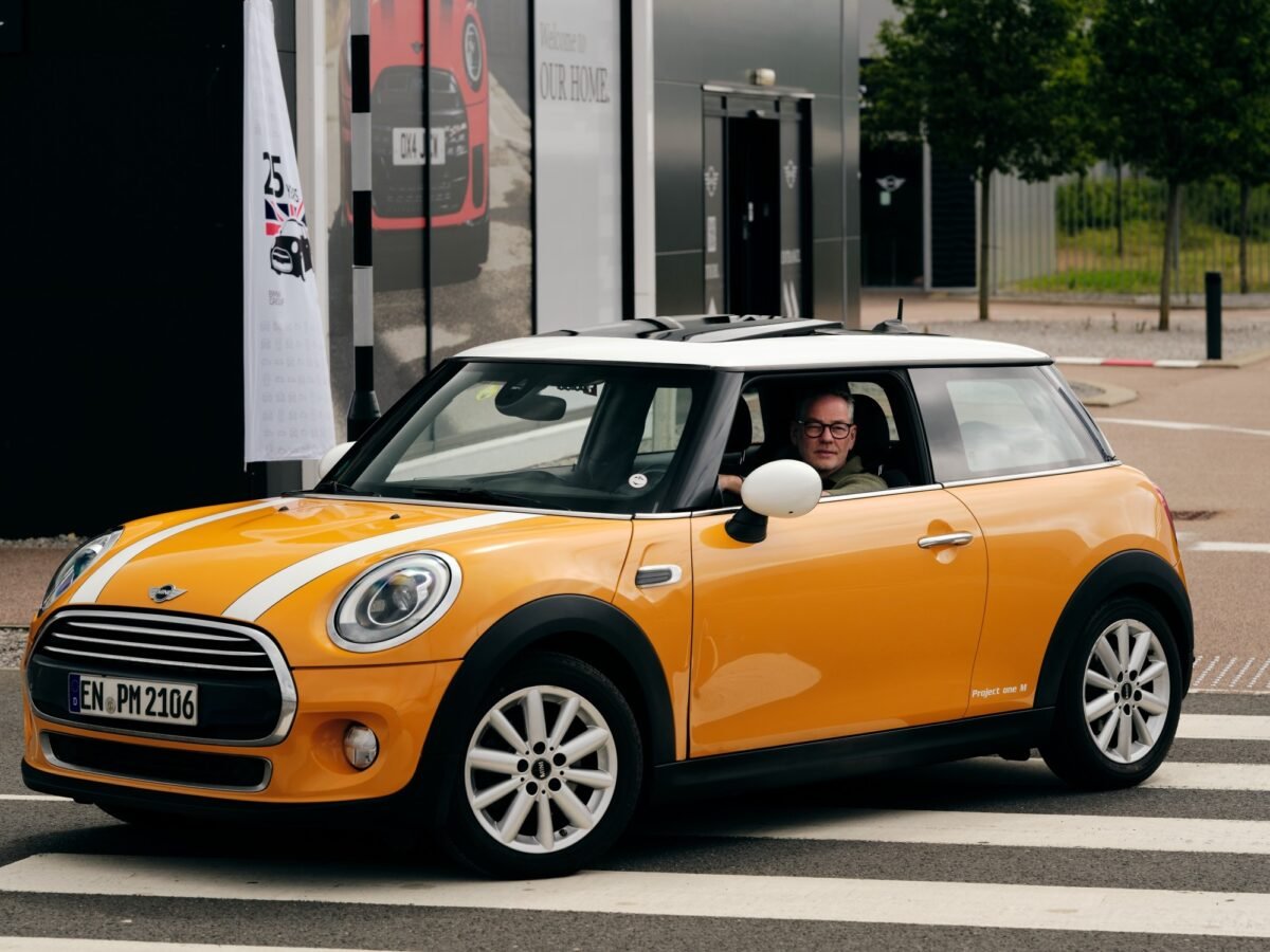 Imagen que muestra el MINI Cooper D llamano Nemo que ha alcanzado 1.000.000 de km.