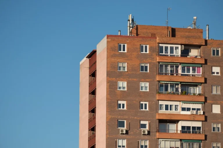 Imagen que muestra una finca en Valencia para ilustrar la evolución de los precios de la vivienda