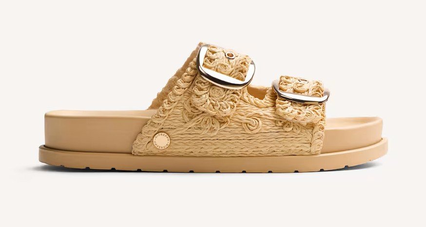 Si vas a caminar mucho estas vacaciones, el detalle en la suela de estas sandalias te salvará la vida Sandalías Gioseppo planas con hebillas