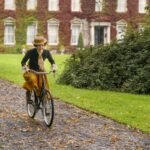 Movistar Plus estrena en agosto 'Dos semanas en agosto', 'Los Hardacre' T2 y 'La casa nostra' un verano cargado de novedades. Imagen que muestra una de las imágenes de la serie Hardacre