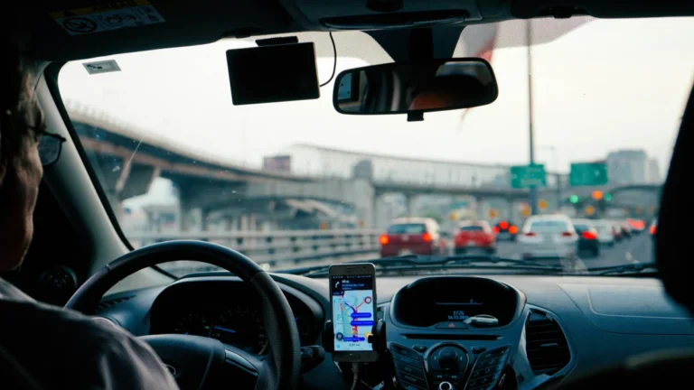 VitalWise, la nueva tecnología para el salpicadero que se prueba en Valencia. Imagen que muestra el salpicadero de un coche.