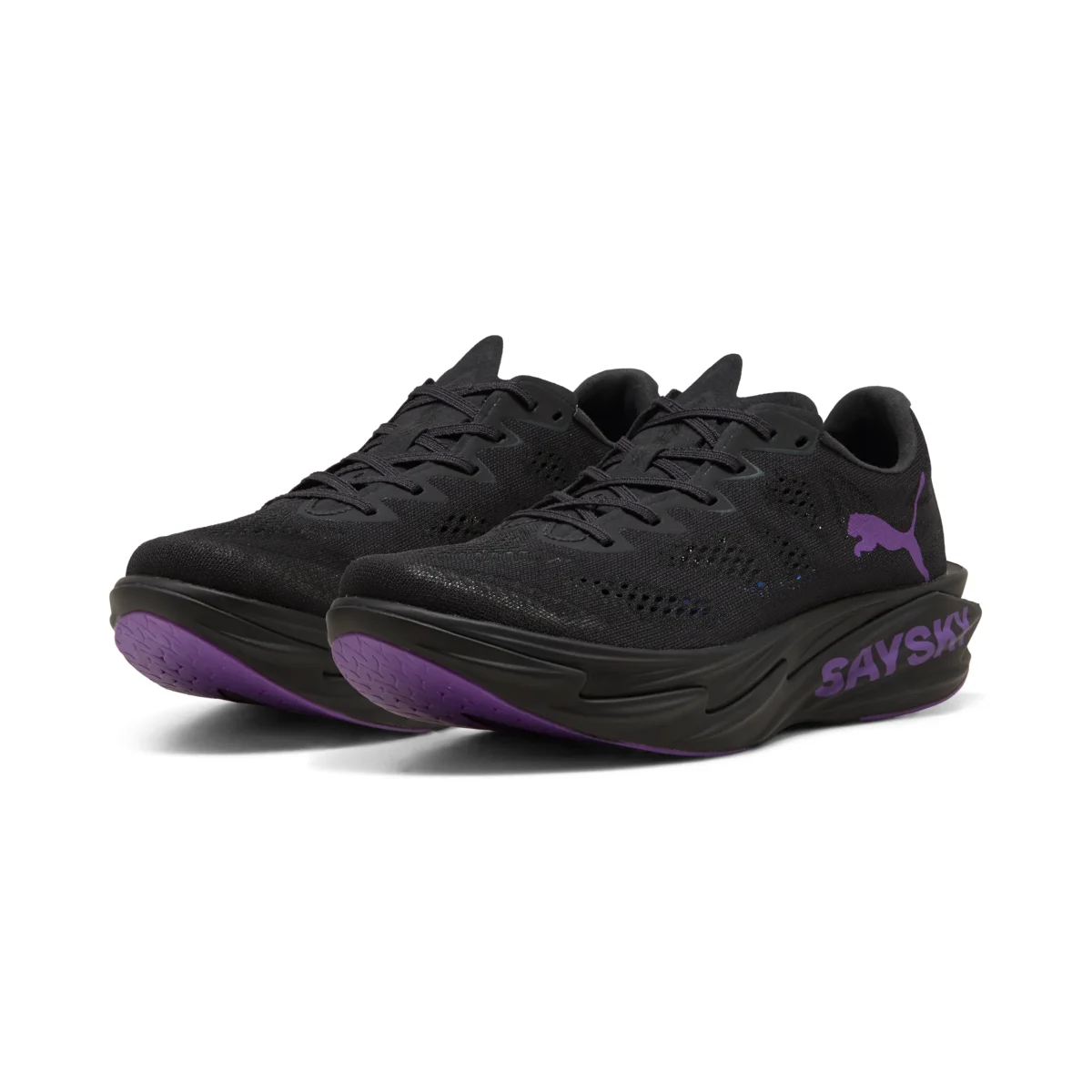 PUMA x SAYSKY Deviate NITRO Elite 4 en negro y morado