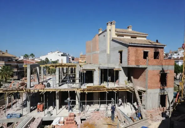 Plan Vivienda Valencia con obras de construcción destinadas al parque público municipal