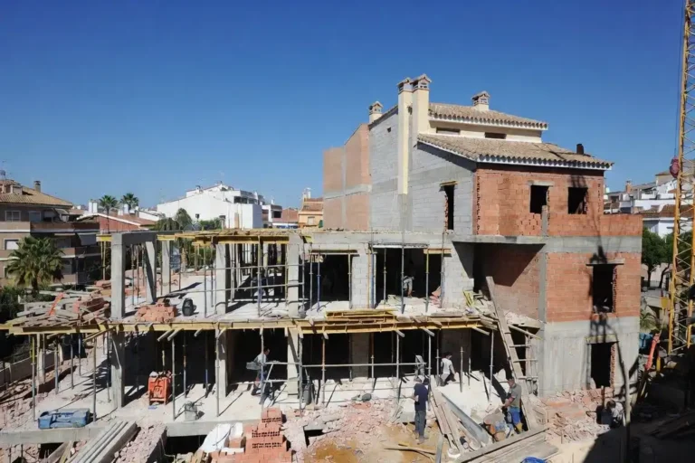 Plan Vivienda Valencia con obras de construcción destinadas al parque público municipal