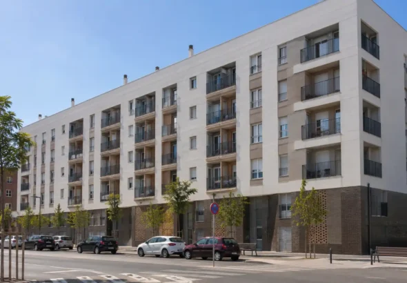 Imagen de una finca de vivienda pública en la Comunitat Valenciana. Recreación digital