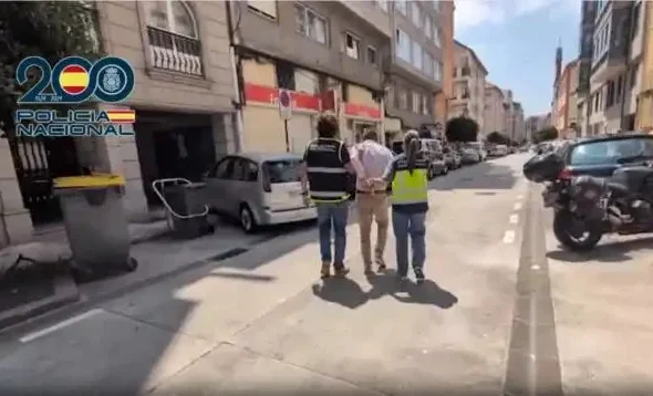 Robos en viviendas durante la detención de un sospechoso por la Policía Nacional